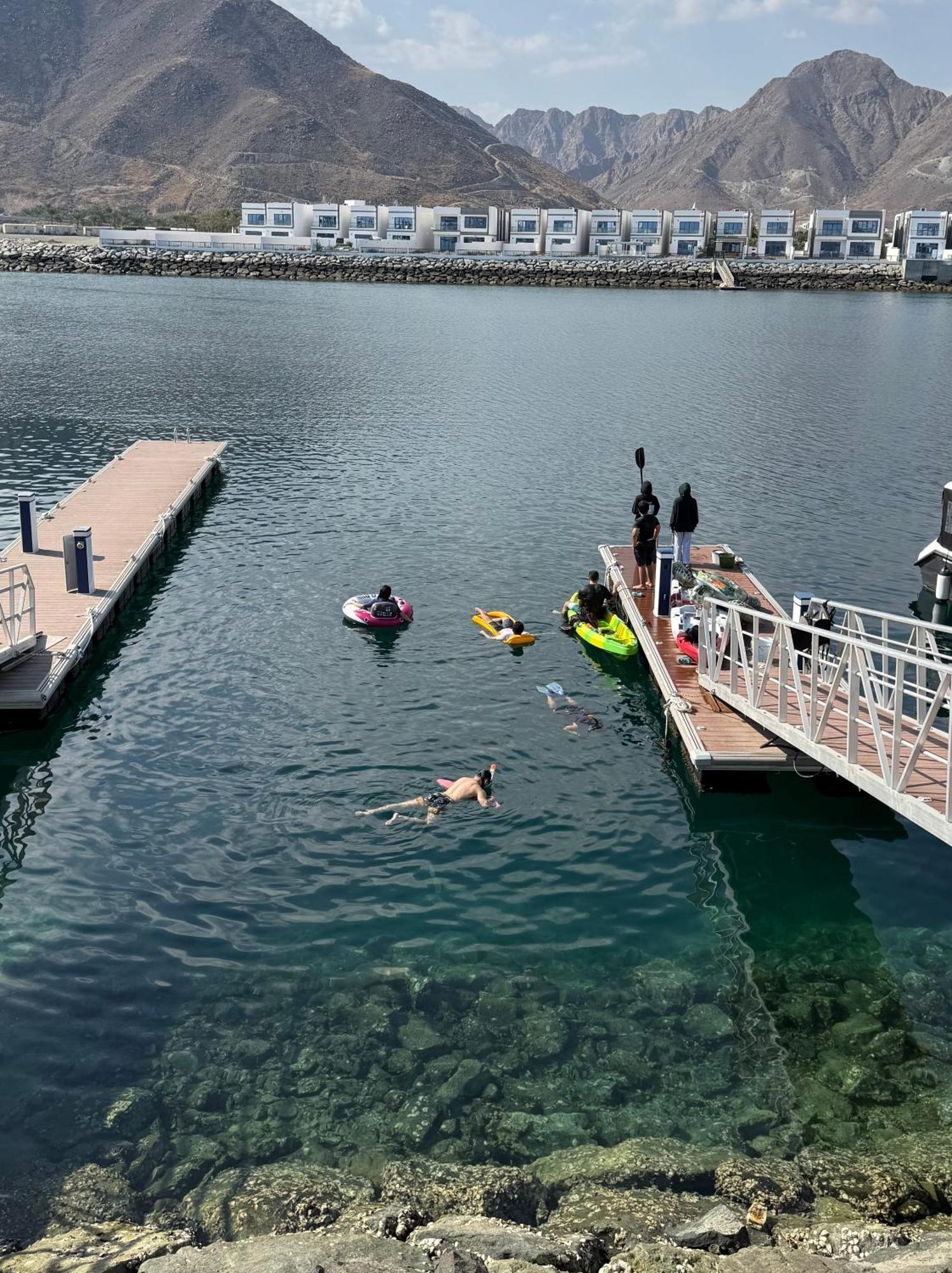 Al Dana Sea View Villa Fujairah Phòng bức ảnh